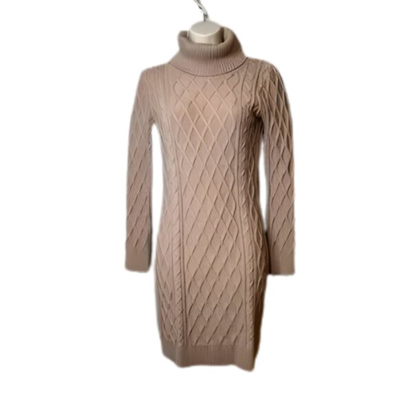 Lynz Pure Sweater Dress (S) - Picture 1 of 10